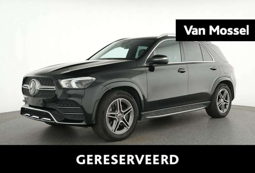 Mercedes-Benz de AMG LINE + TREKHAAK + TREDEPLANKEN + 360 CAMERA
