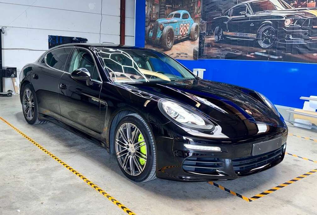 Porsche Panamera S e-Hybrid 3.0i V6 Tiptronic S