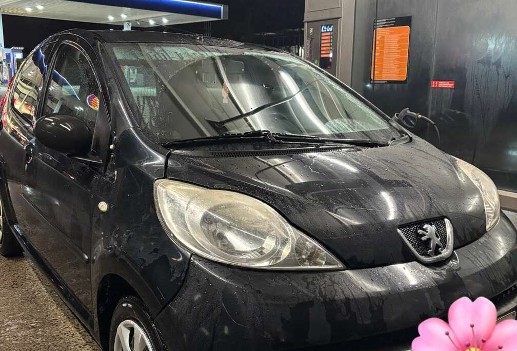Peugeot 1.0i Urban Move