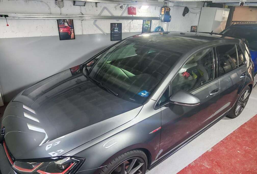 Volkswagen 2.0 TSI