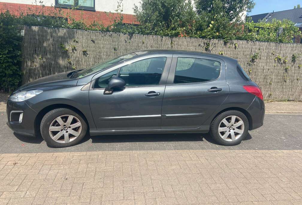 Peugeot 308 120 VTi Allure