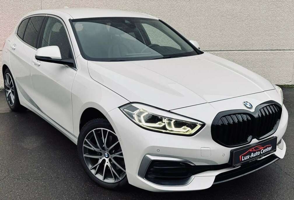 BMW 118i Automatique // Sport line //Garantie 12 Mois