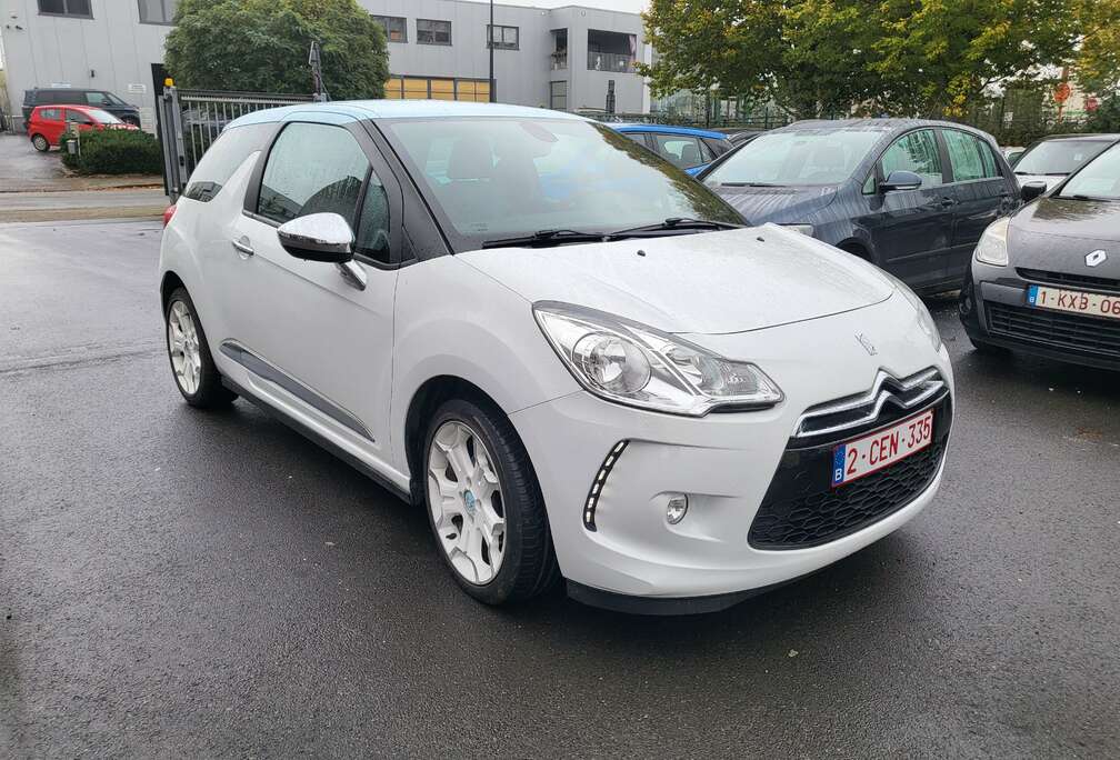 Citroen 1.6L BENZINE. AUTOMAAT. 108000 KM. 6900 EURO