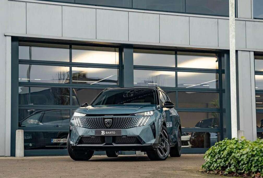 Peugeot Elektr. 210 PK  GT  WP  Leder  Pano  7-zit...