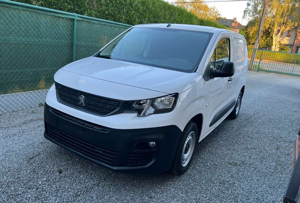 Peugeot Partner 1.6 BlueHDi L1 STD Light Premium