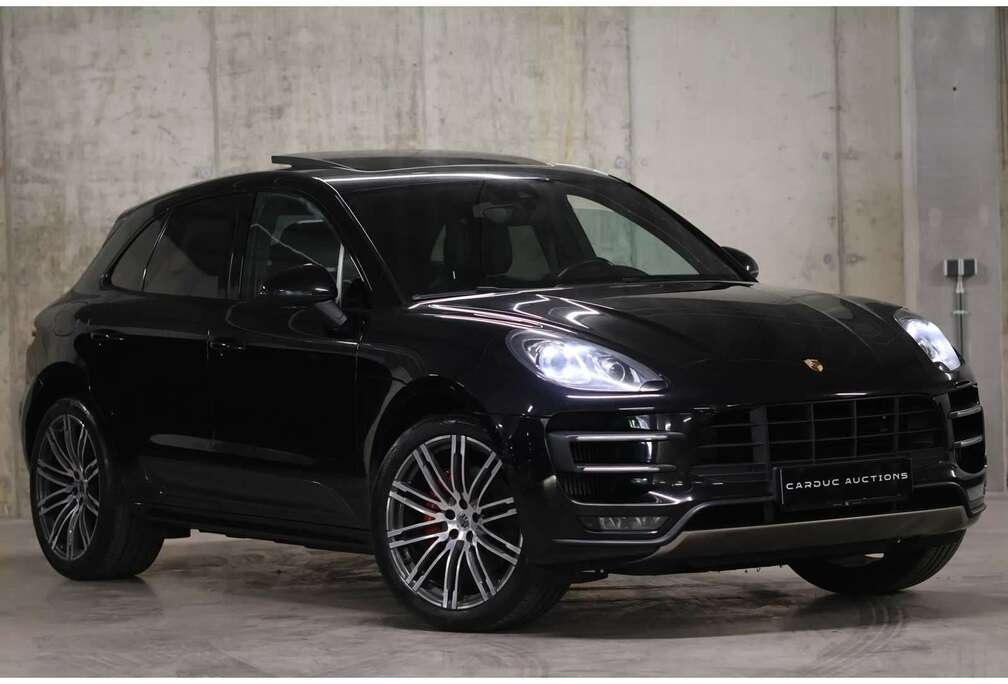 Porsche Macan Turbo PDK