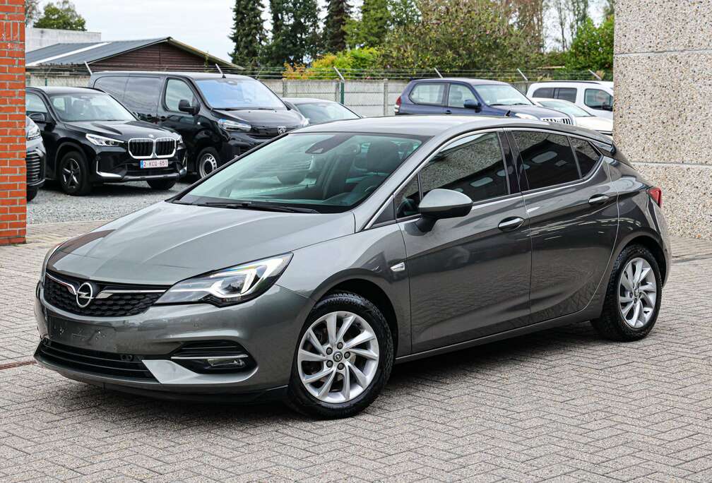 Opel ACHTERUITRIJCAMERA*NAVIGATIE*APPLE-CARPLAY*PARKEERSENSOREN*CRUISE-CONTROLE*