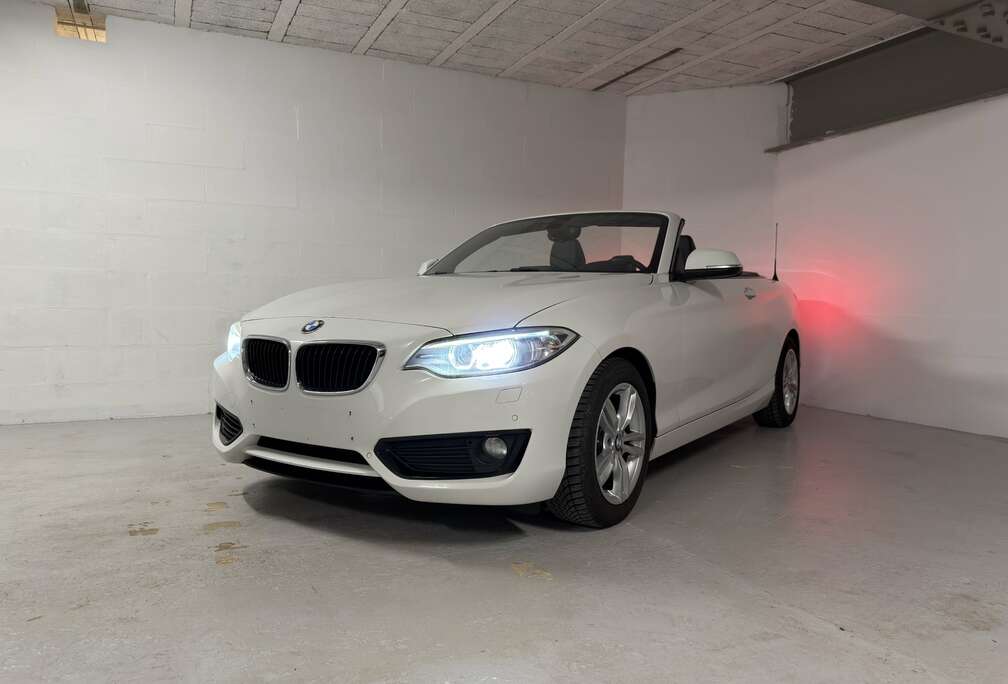 BMW Cabrio * Auto * Cuirs *Sieges chauffants *Navi Pro