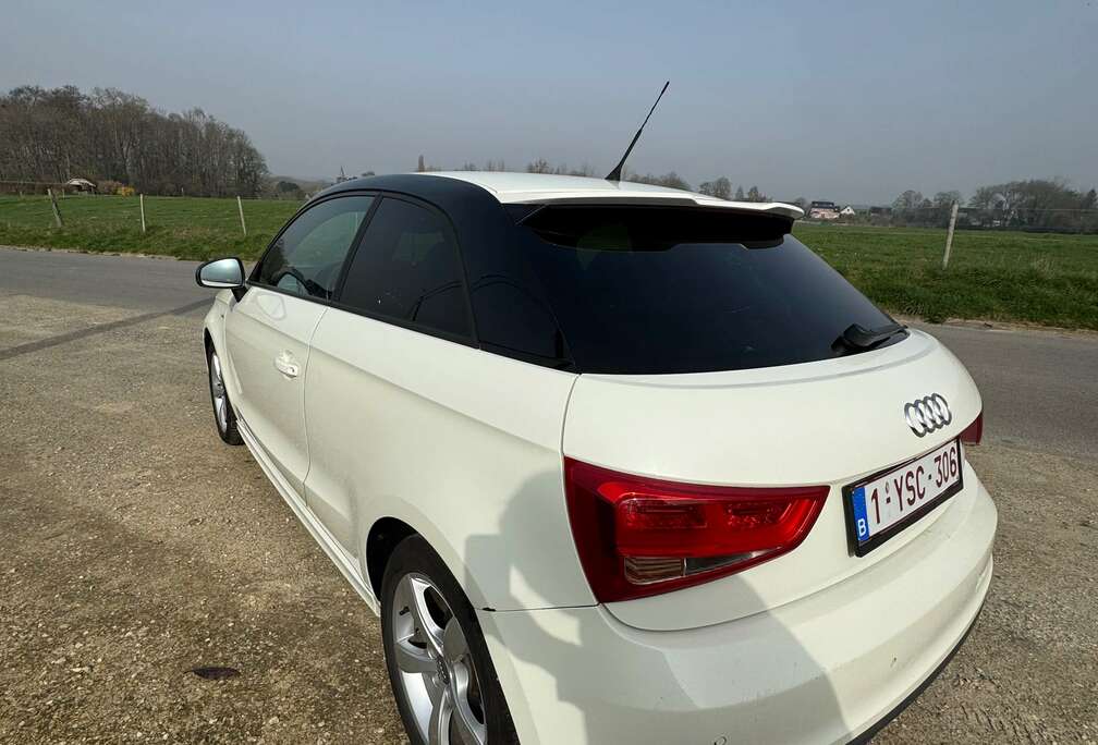 Audi A1 1.4 TFSI Ambition S line S tronic