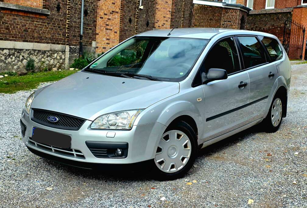 Ford Focus 1.6i 16v Ghia