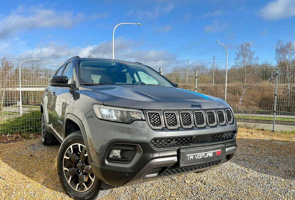 Jeep PHEV 1.3 Turbo 4Xe 240PK TRAILHAWK TOIT-OUV/ACC