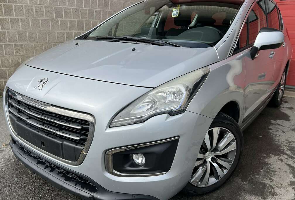 Peugeot 1.2i PureTech Active + NAVI + CLIM