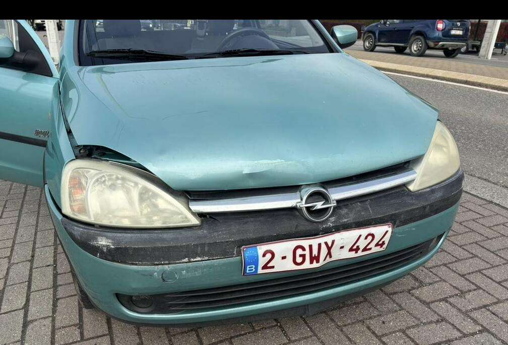 Opel Corsa 1.2i XE 16v Sport