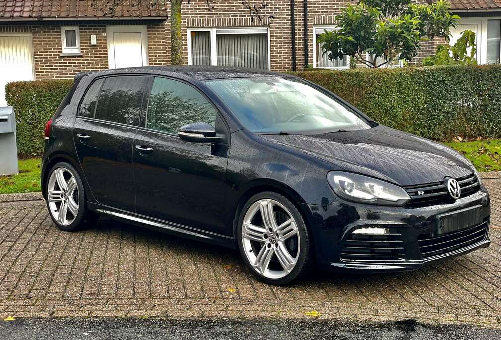 Volkswagen Golf 2.0i 16v FSI Sportline Tiptronic