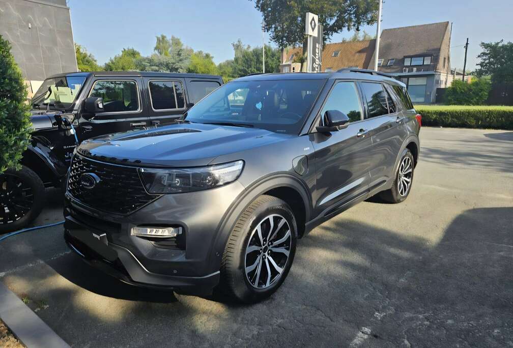 Ford PHEV 3.0 EcoBoost AWD ST-Line (EU6) V6