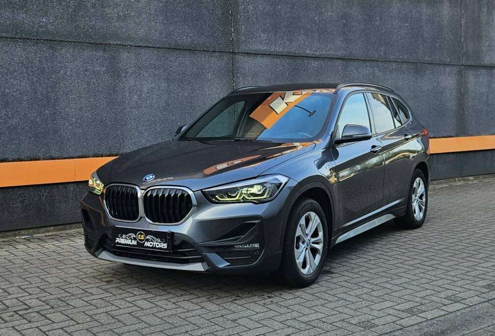 BMW xDrive25e HYBRIDE/HEAD UP/LED/LEDER/CAMERA/1 EIGNR.  FULL OPTION