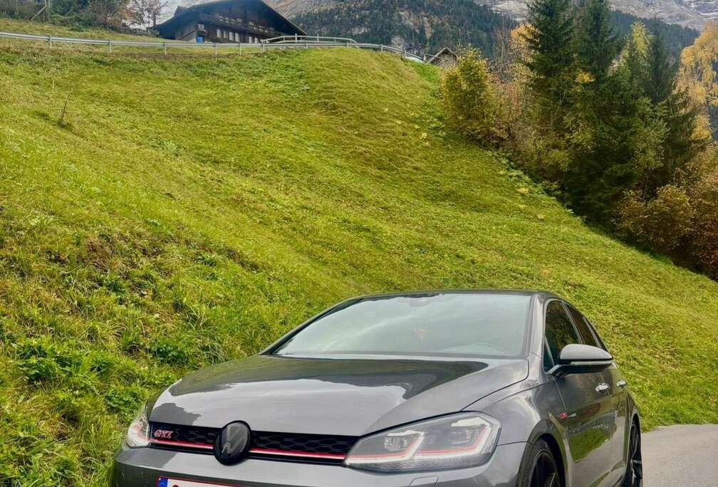 Volkswagen 2.0 TSI Performance DSG