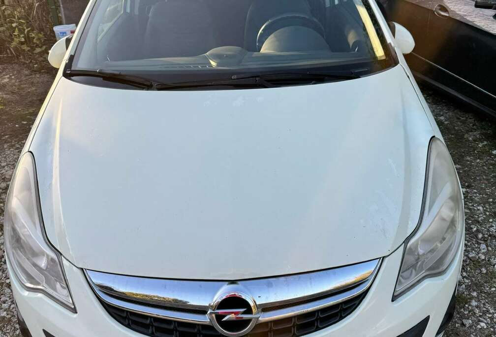 Opel 1.2i Enjoy