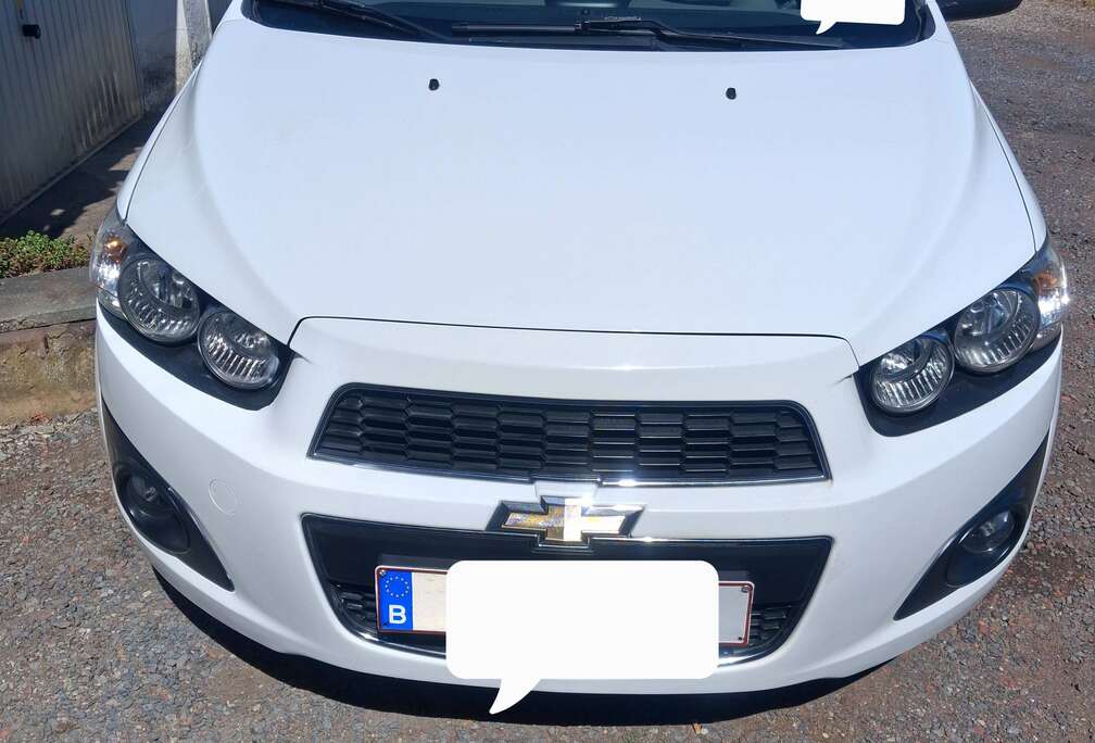 Chevrolet Aveo hatchback 1.4i LT