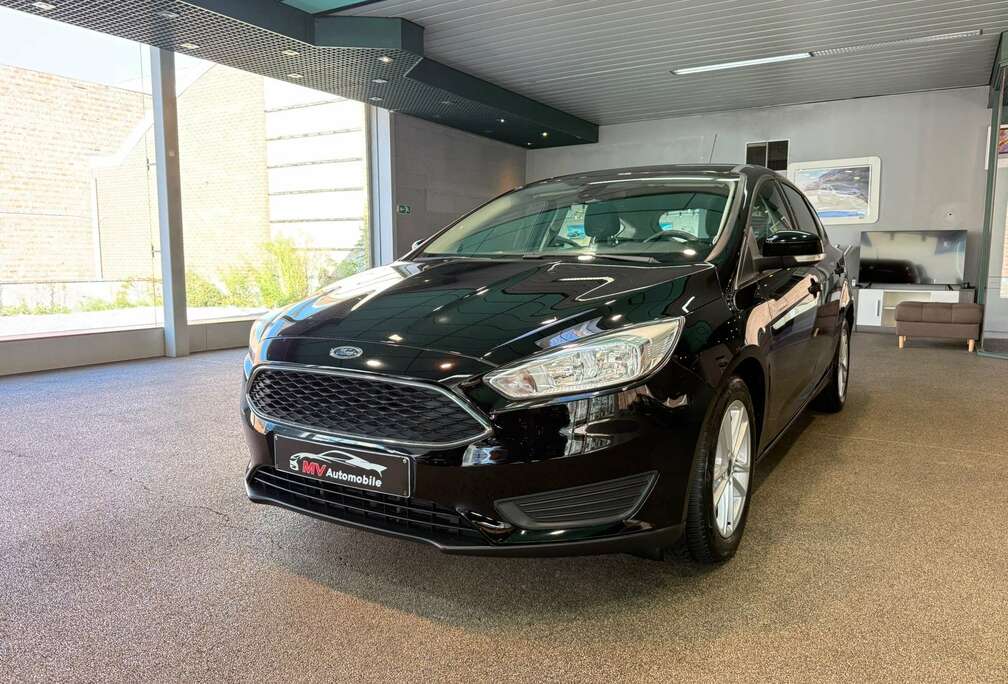 Ford 1.0 EcoBoost * 1er prop * Ecran multimédia * Clim