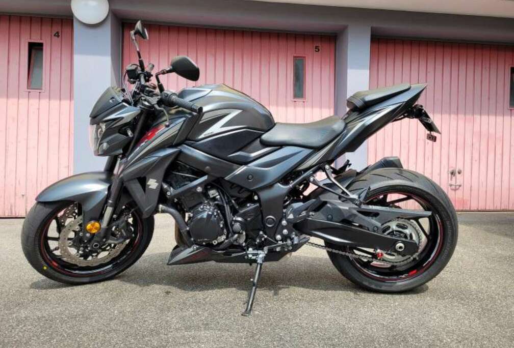 Suzuki