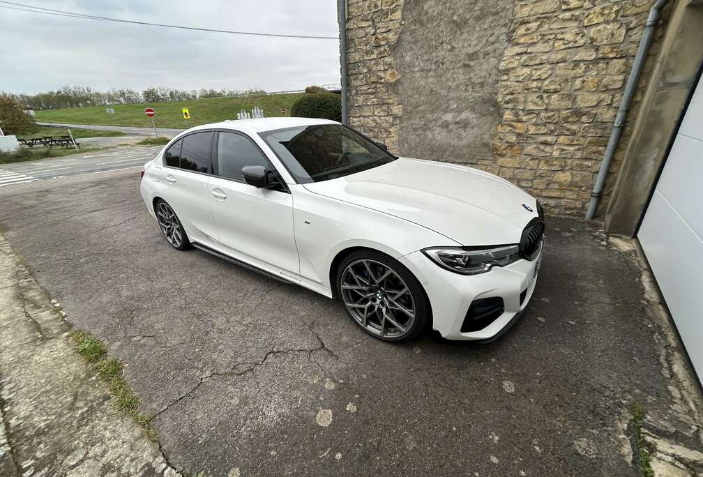 BMW 330iA M performance