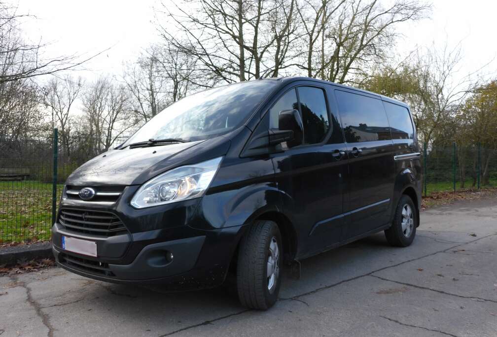 Ford Transit Custom 2.2 TDCi L1H1 - 10 578 € htva