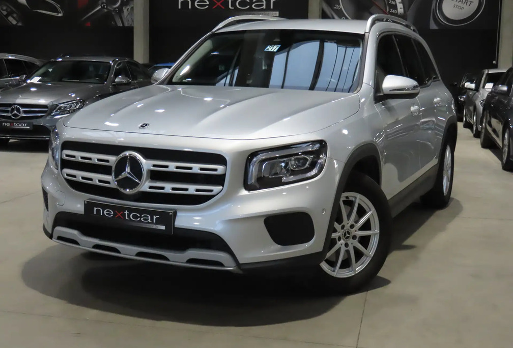 Mercedes-Benz d 8GTRONIC *CUIR/TISSU-LED-CRUISE-NAVI-PARKTRONIC*