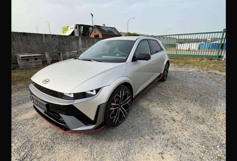 Hyundai N 84 kWh AWD Performance