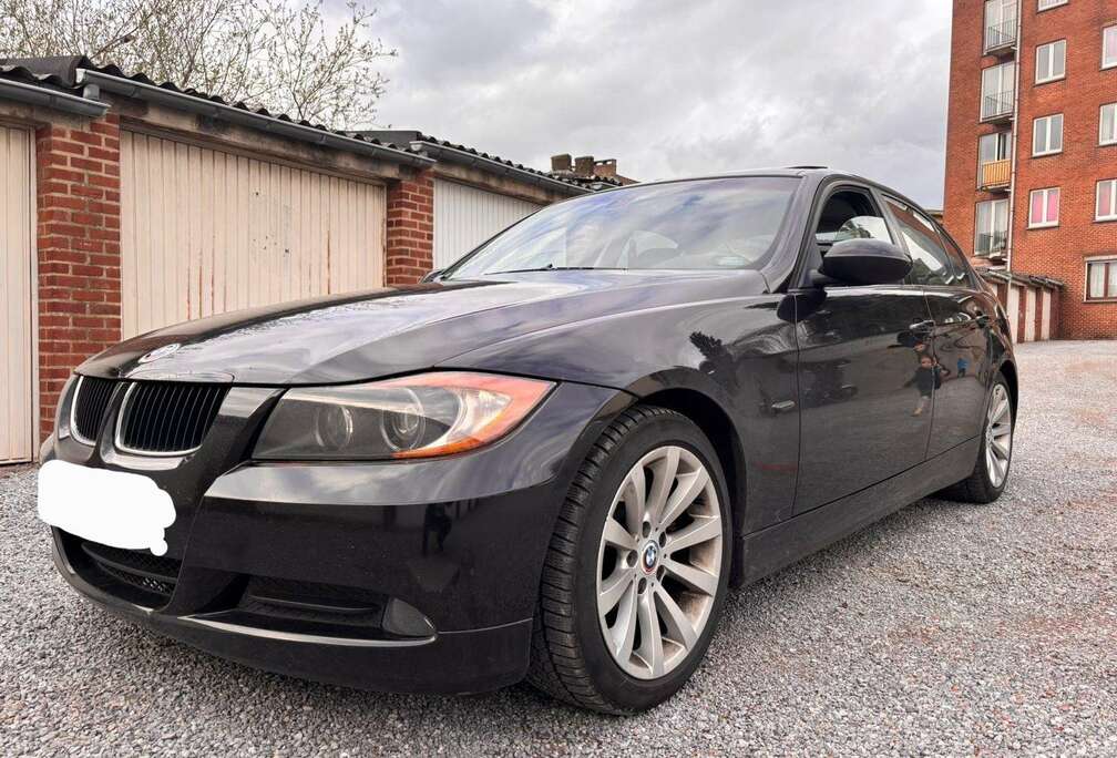 BMW 325i