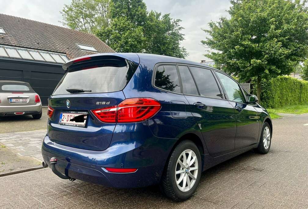 BMW 216 D TOURER automaat.