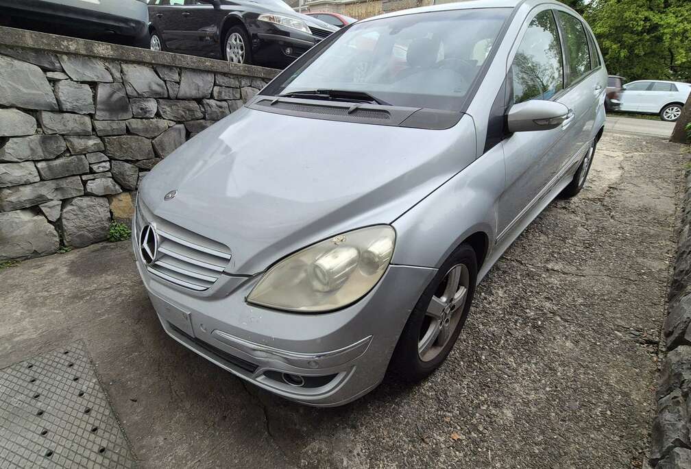 Mercedes-Benz POUR EXPORT  590 €