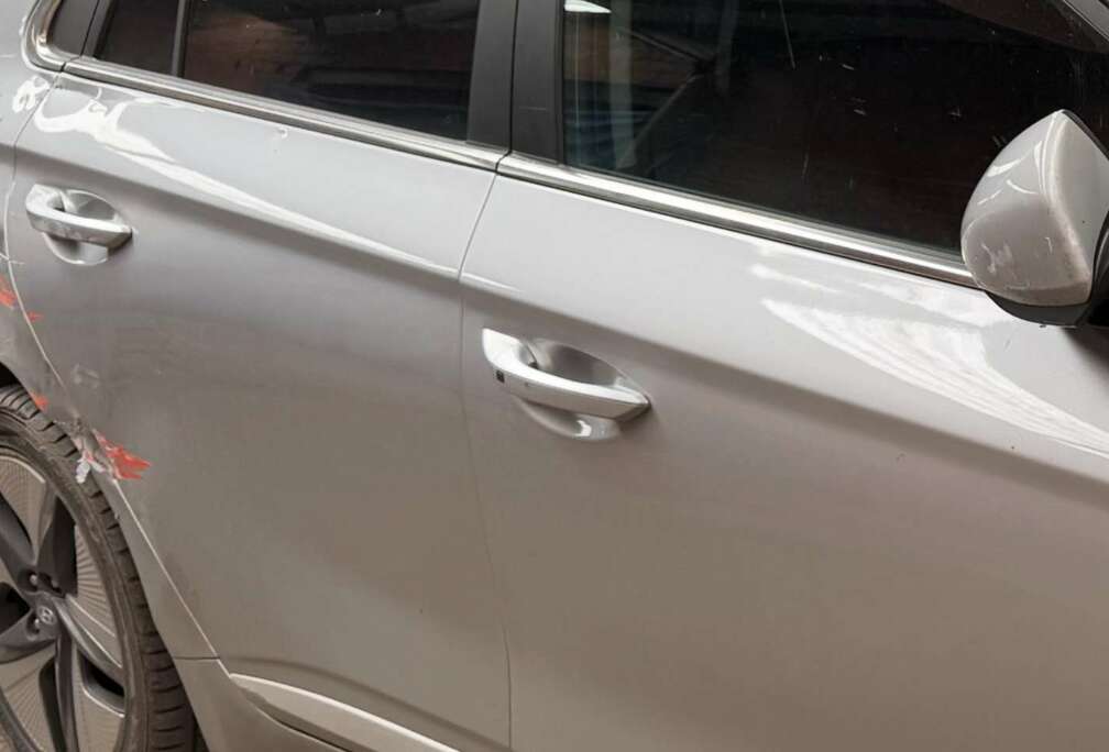 Hyundai Ioniq PHEV 1.6 GDi Shine (BlueLink) DCT
