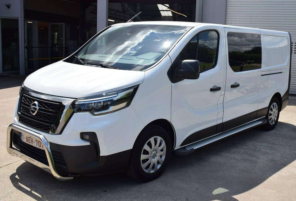 Nissan 2.0 dCi 30 L2H1 N-Connecta S/S lichtevracht dubbel cabine