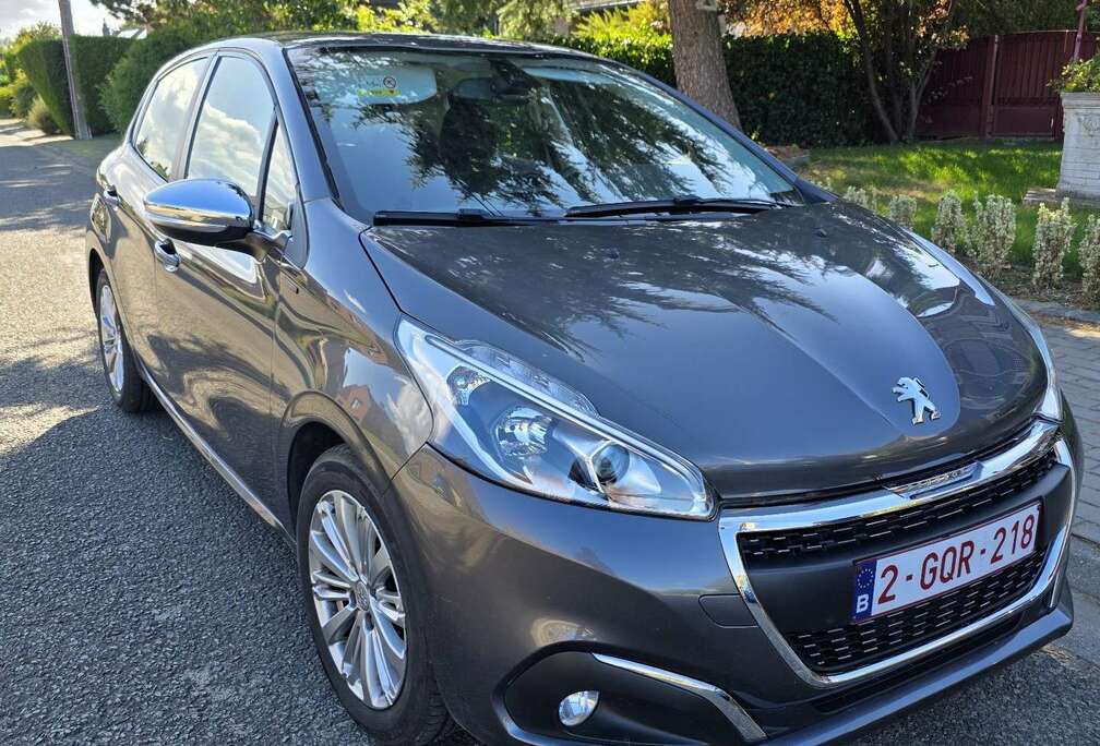 Peugeot 1.2i PureTech Signature S&S (EU6.2)