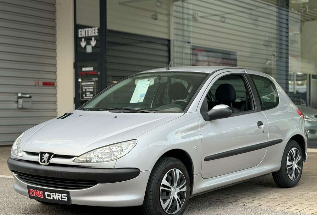 Peugeot 1.4i (55kw 75cv) DA-VC-VE-ABS-USB-119.700km (GARANTIE 12 MOIS)