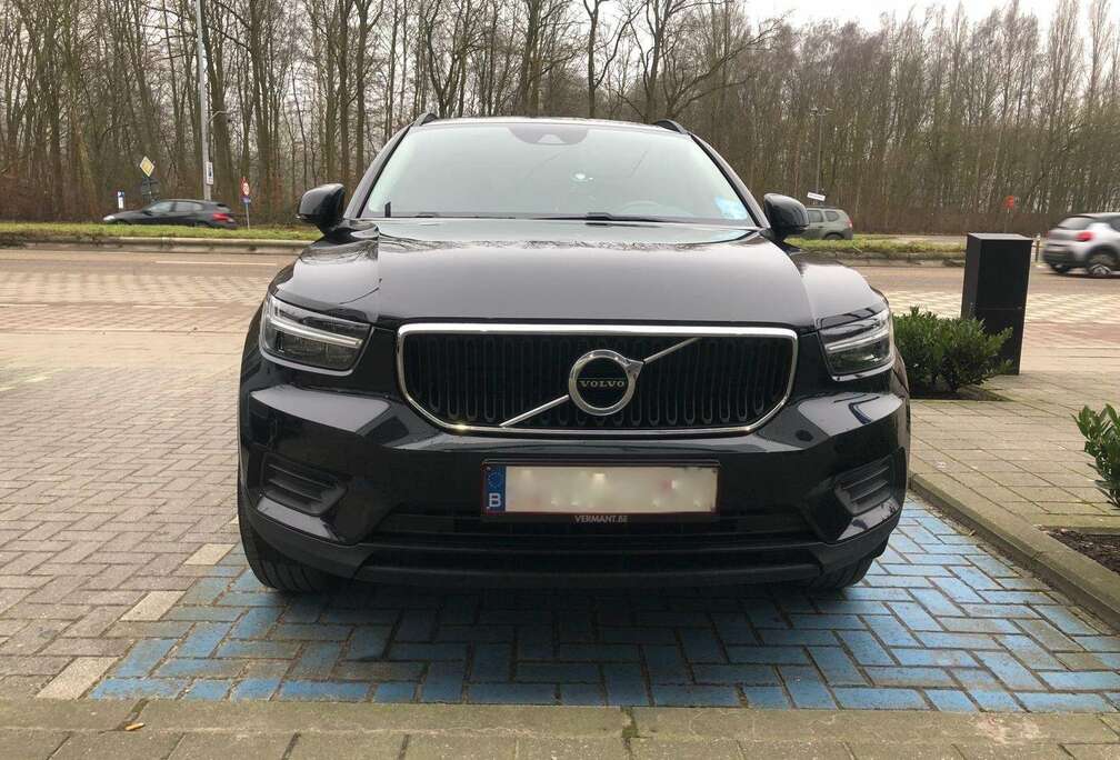 Volvo XC40 T2 Momentum Core