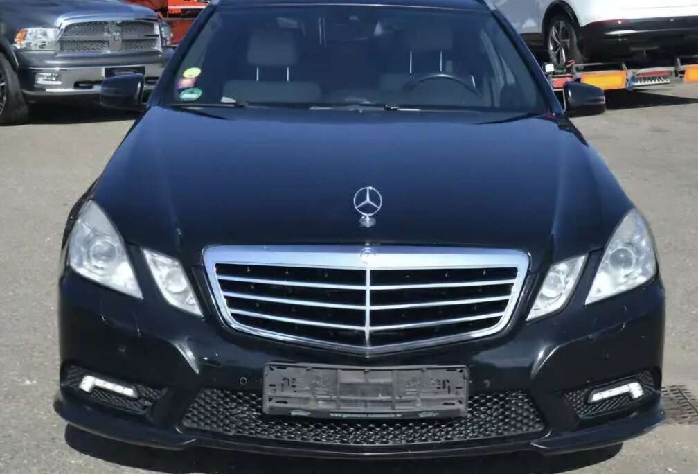 Mercedes-Benz E 350 T CDI BlueEFFICIENCY 7G-TRONIC Avantgarde