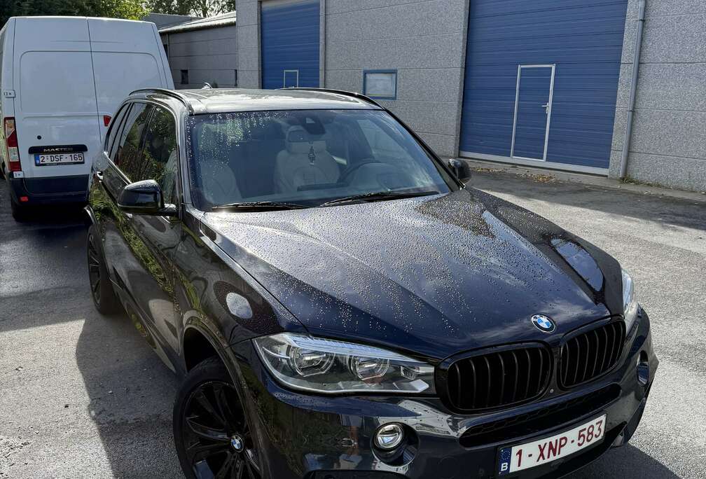 BMW xDrive40e Individual HK