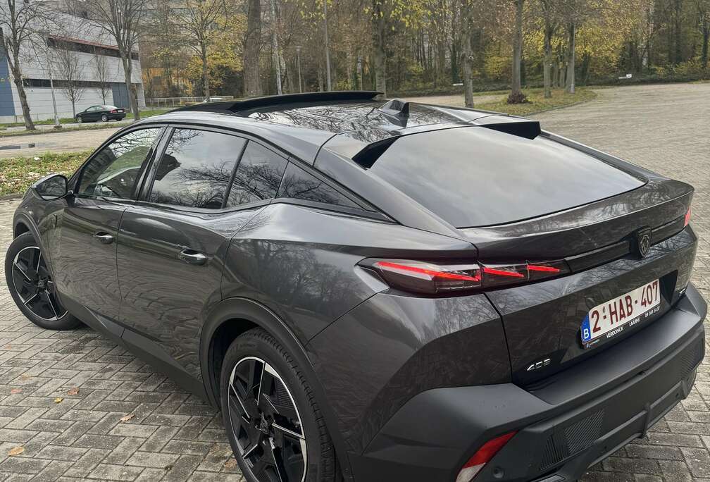 Peugeot 1.2 PureTech FULL OPTION