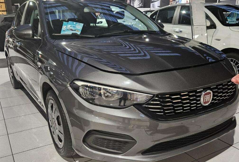 Fiat Tipo 1.4i Easy (EU6d-TEMP)