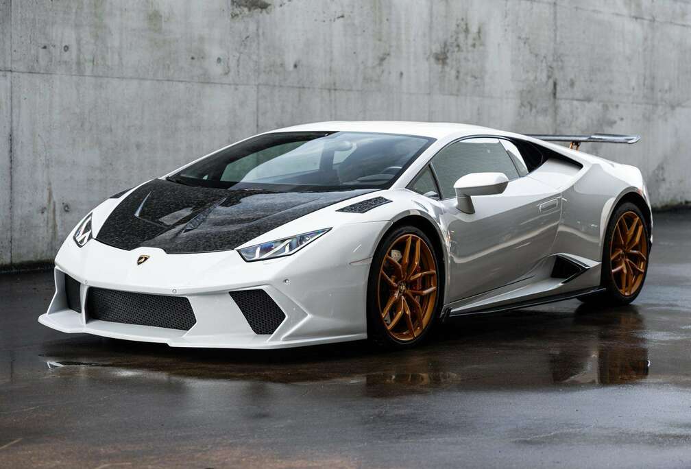 Lamborghini LP 610-4/AKRAPOVIC/CARBONPACK/CARNET COMPLET/PERFECT