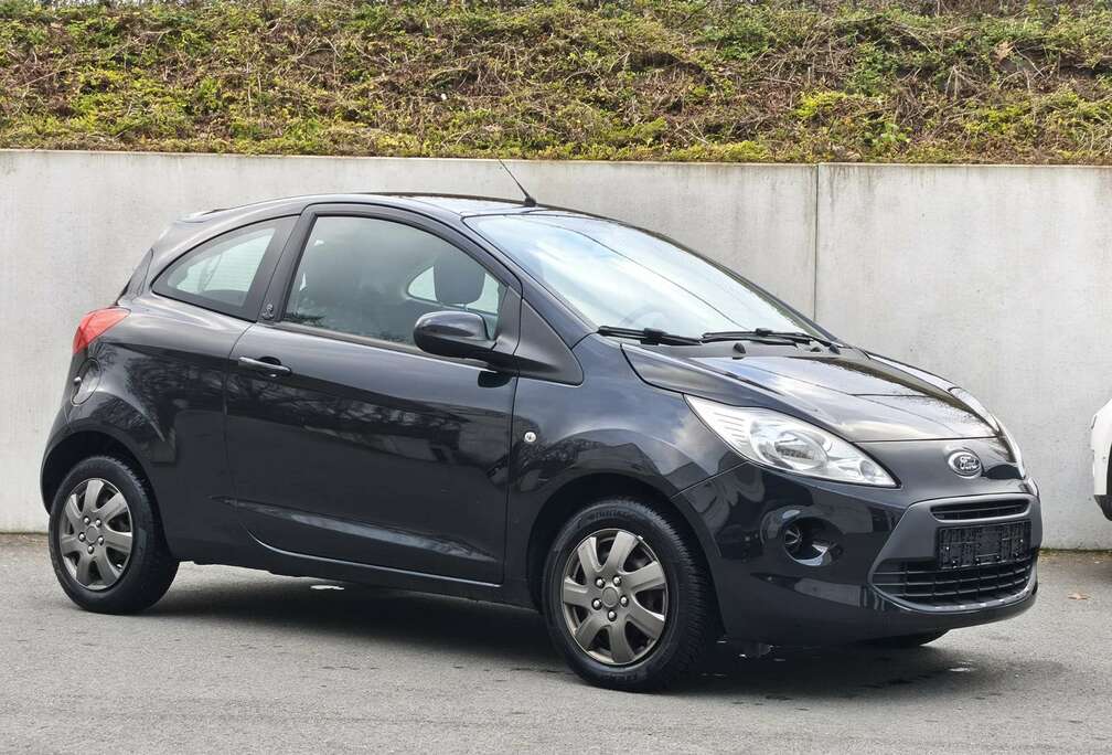 Ford Ka 1.2i Champions League* Climatisation * Garantie 12 Mois.
