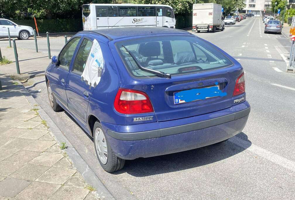 Renault 1.4i 16v RT