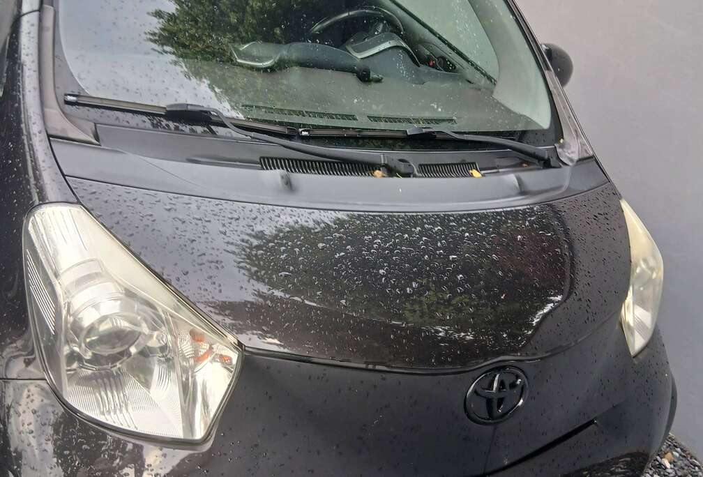 Toyota iQ 1.0i VVT-i Luna