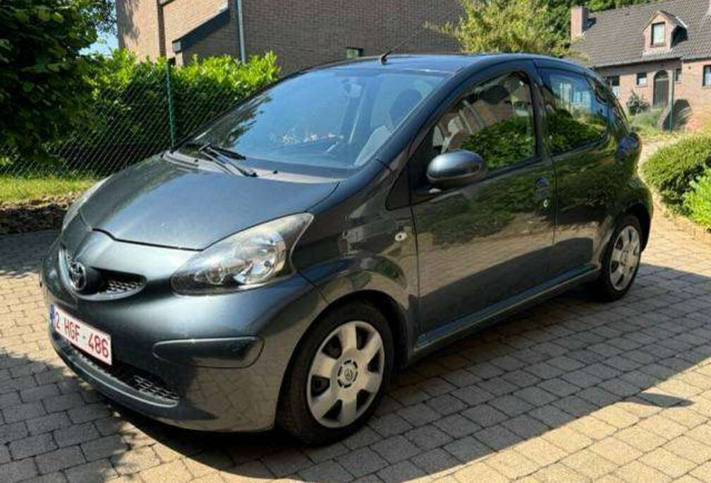 Toyota Aygo 1.0i VVT-i