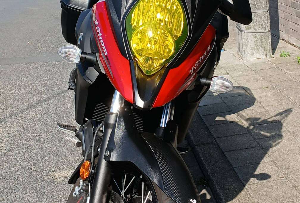 Suzuki XT