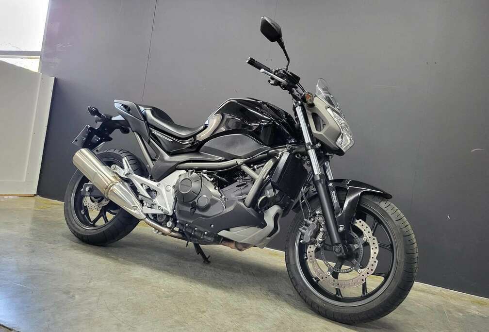 Honda praktische naked