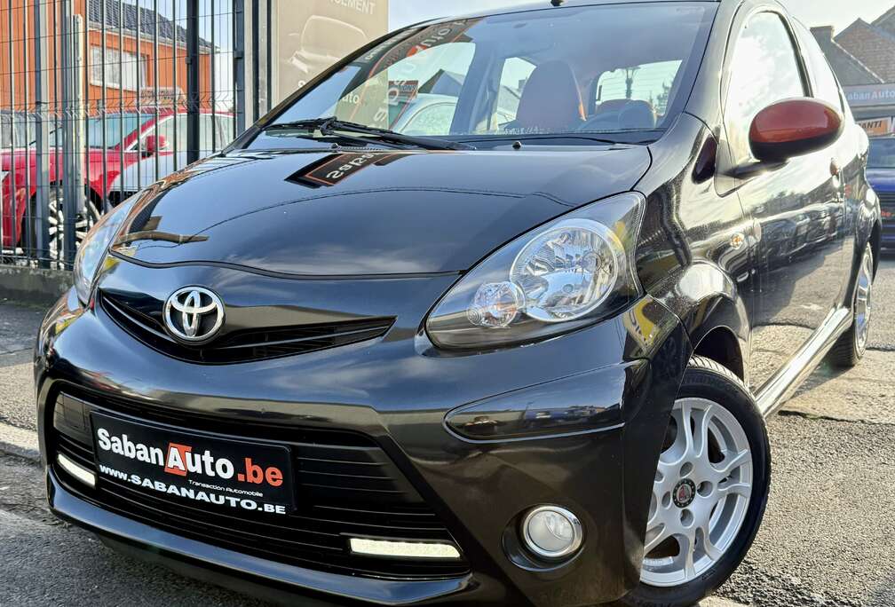Toyota Aygo 1.0i  AIRCO  JANTES  GARANTI 12 M