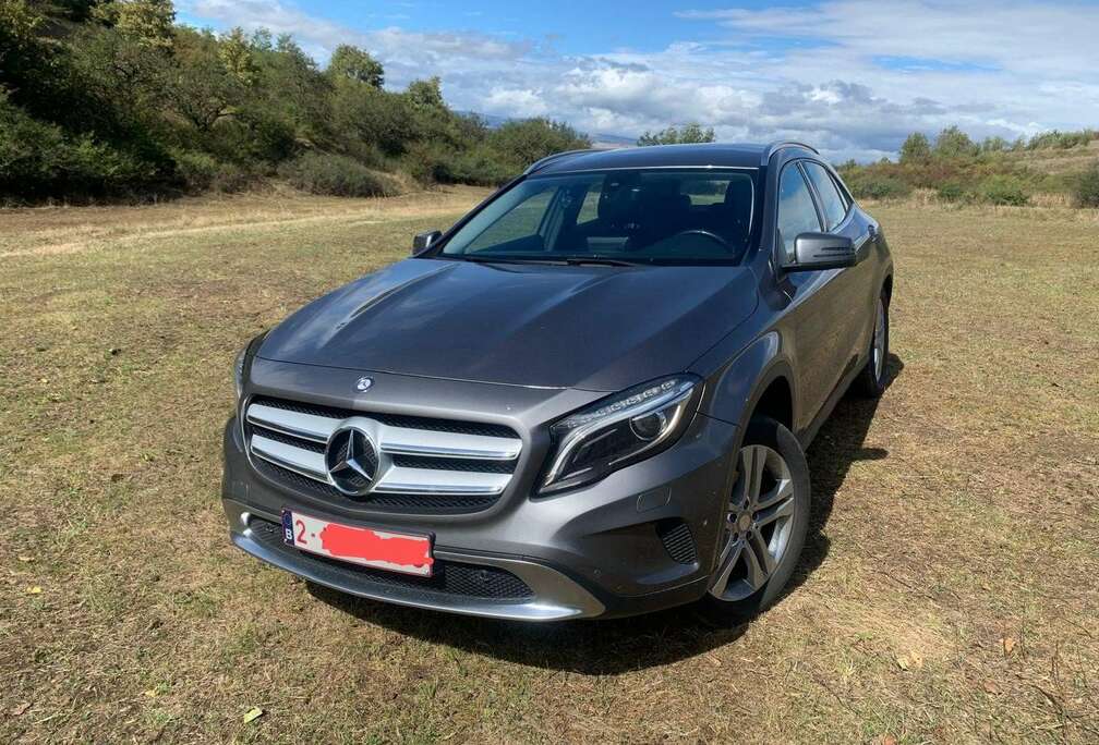 Mercedes-Benz GLA 200 d 4Matic 7G-DCT SCORE